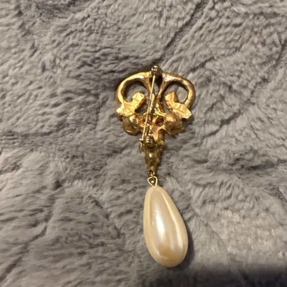 Beautiful brooch - Picture 4 of 4